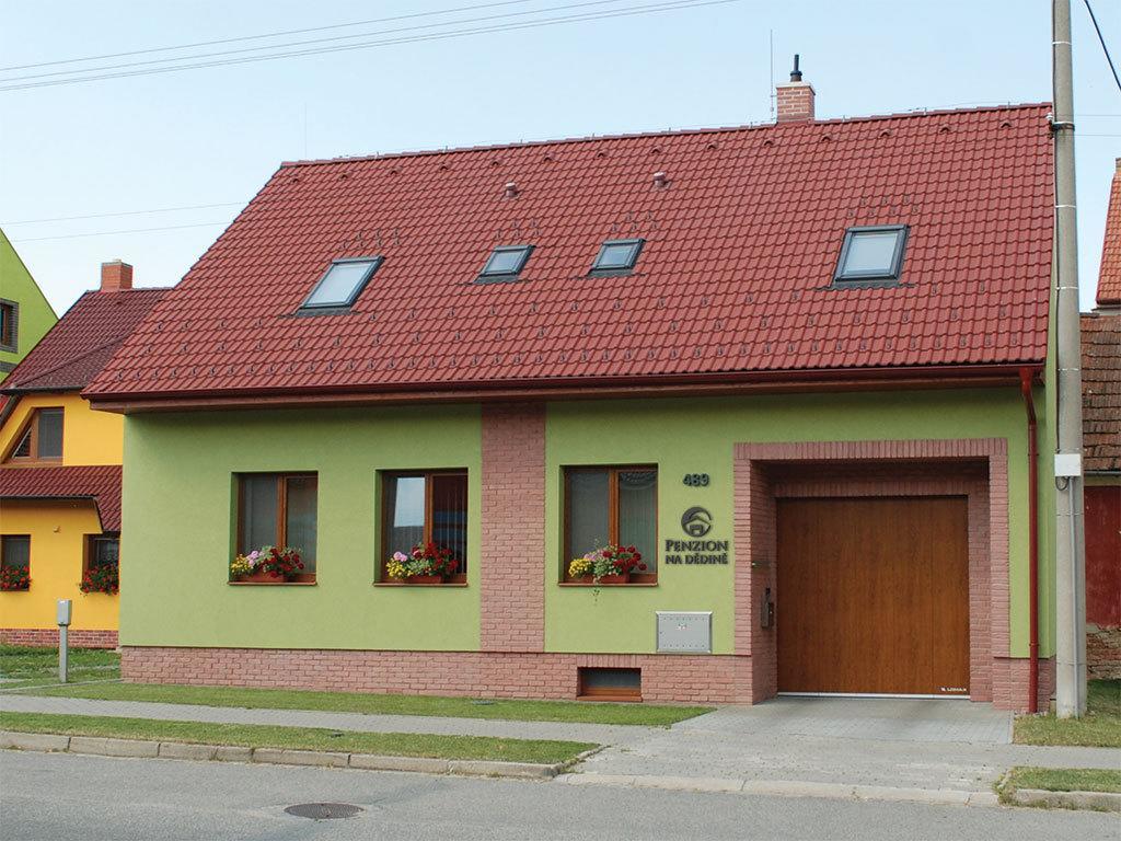 Penzion Na Dedine Mutěnice Exterior foto